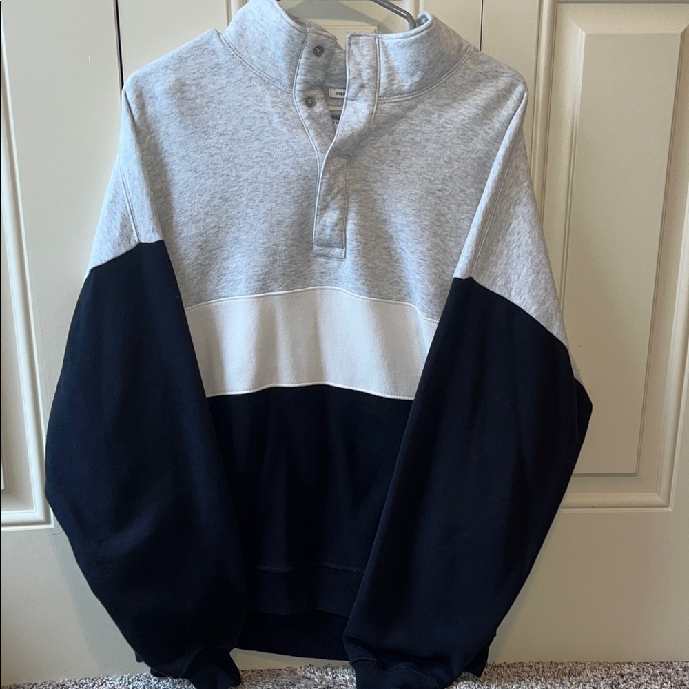Abercrombie & Fitch Oversized Fleece Sweatshirt